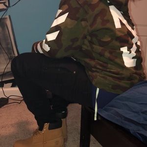 Meet your Posher, Miles